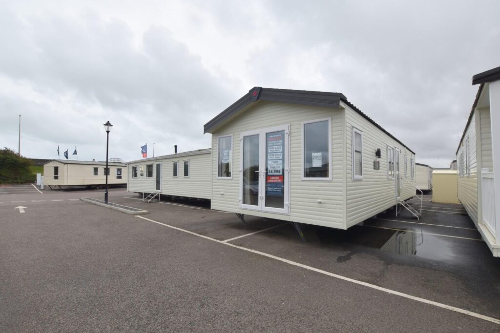 New Beach Holiday Park, Hythe Road, Dymchurch