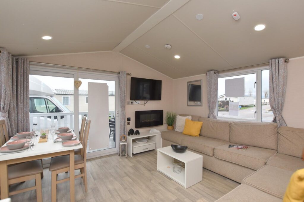 New Beach Holiday Park, Hythe Road, Dymchurch